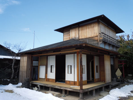 考古館にある県内最古の茶室